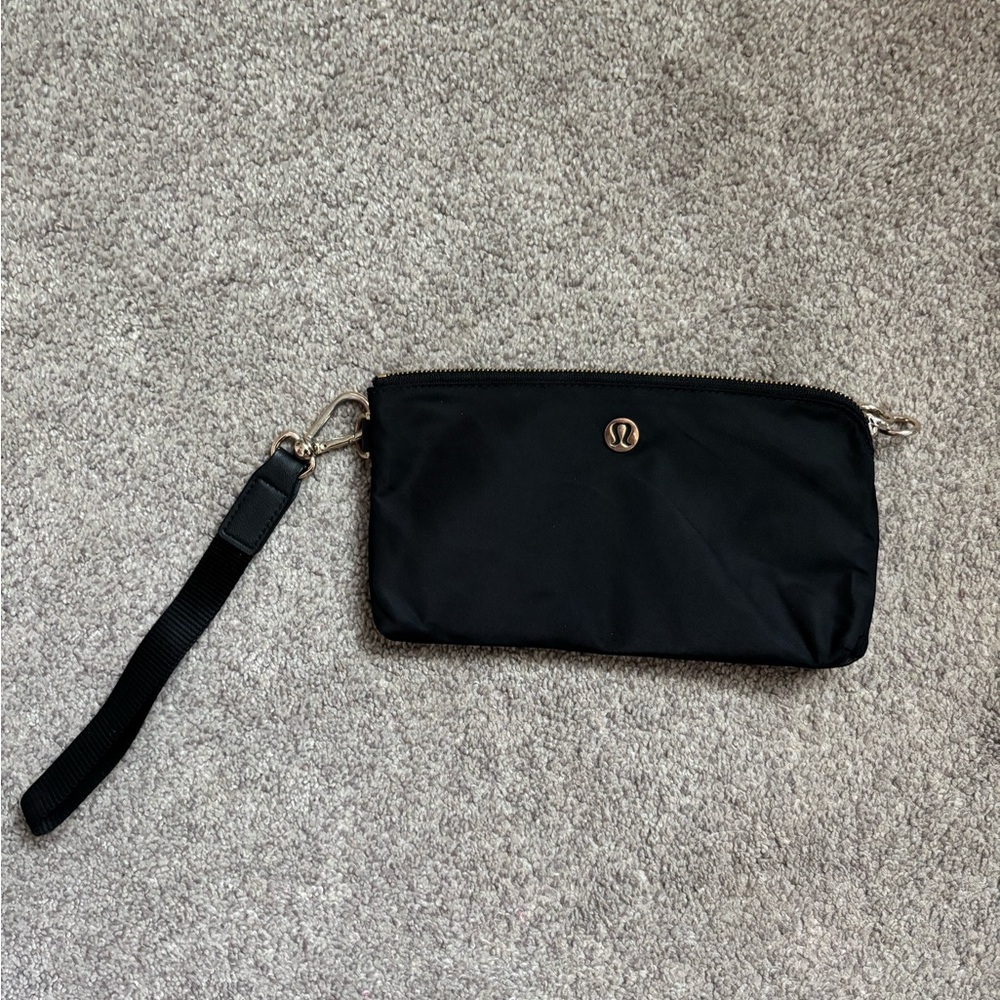 Lululemon Zip Wallet